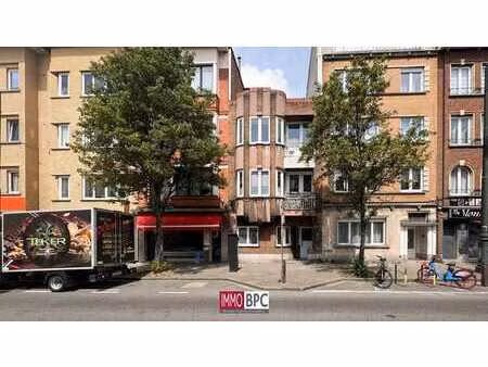 immeuble de rapport avec 3 appart– 2.550 €/mois de revenus l