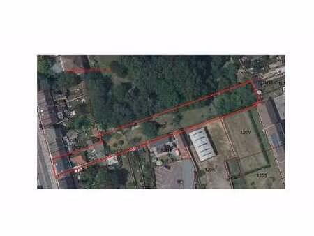 mons : 320 m² – 8 91% brut – 7 ch – 3 garages – 1920 m²