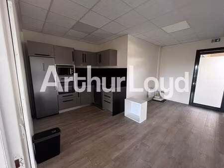 location bureaux 197 m²