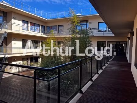 location bureaux 292 m²