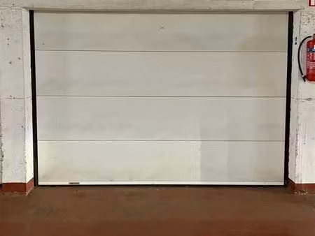 parking/boxe de garage