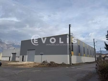 location local d’activités froges 38190 420m² à 840m²