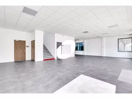 location local d’activités le blanc mesnil 93150 360m² à 6808m²