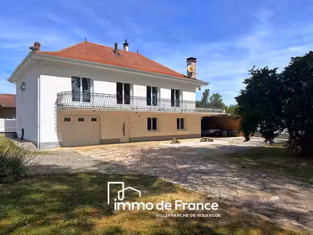 maison vailhourles 204 m² habitables  6 chambres  garage et abri camping-car sur 1075 m² d