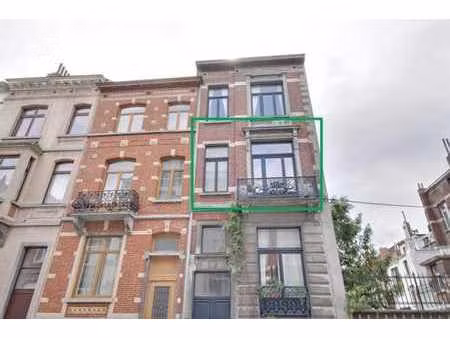 quartier ue - tres bel appartement 1 chambre