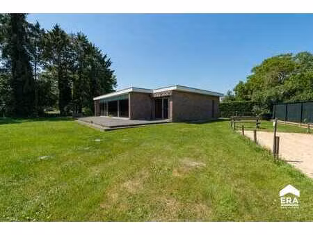 grande salle communautaire à vendre à landen