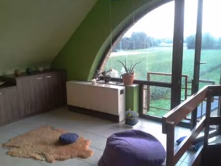 bel appartement meublé avec vue sur la campagne