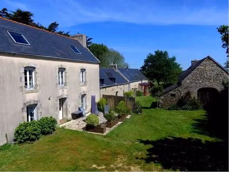 propriété - 300m ²