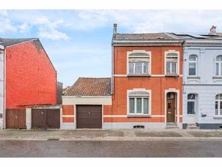 une maison familiale aux multiples possibilités.