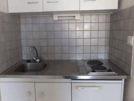 location appartement t1 à angers centre (49000) : à louer t1 / 20m² angers centre