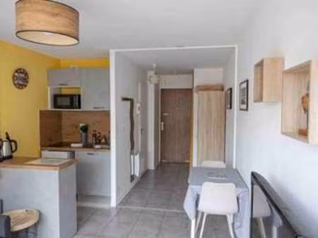 location appartement t1 meublé aux sables-d'olonne (85100) : à louer t1 meublé / 21m² les 
