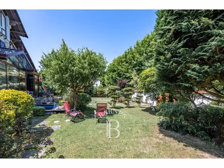 maison de luxe à vendre dans le quartier la varenne