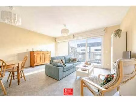 appartement 2ch neuf (parking et cave) -a saisir sans tarder