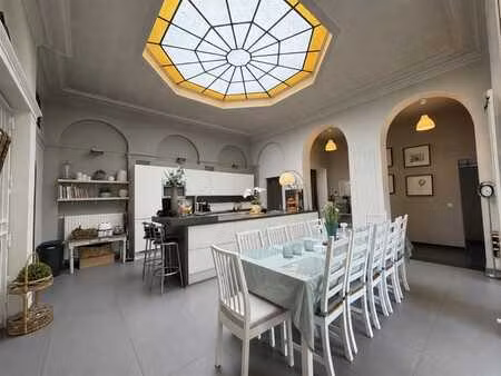 jolie maison plain pied avec terrasse et grand jardin