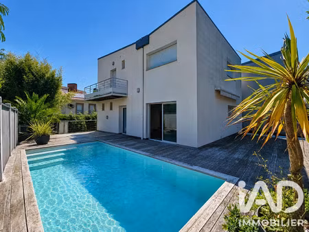 vente maison 7 pièces 200 m² bordeaux (33000)