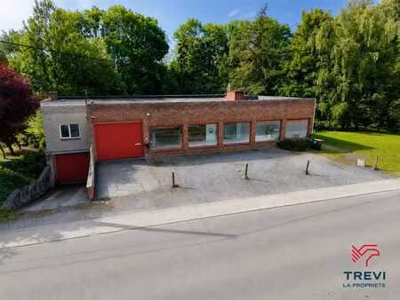 bien mixte avec entrepôts  appartement loué et terrain const
