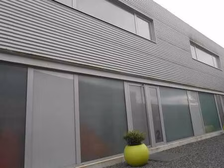 appartement duplex meuble 1ch avec un empl. de parking