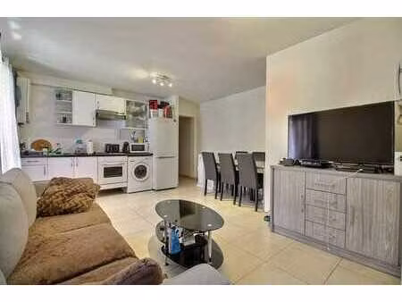 appartement situé en plein coeur du centre-ville