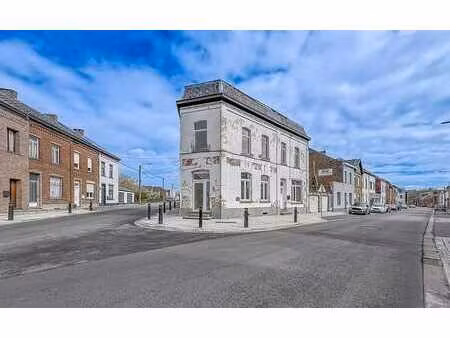 ensemble de 2 maisons avec 2 garages