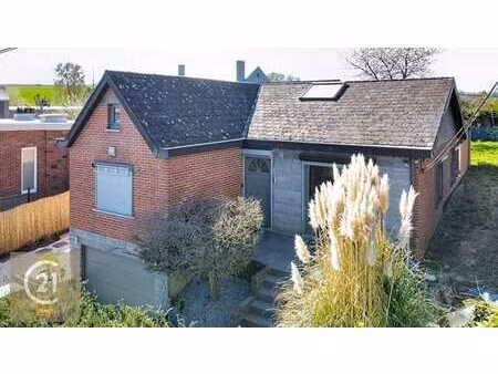 magnifique villa plain pied 3 chambres avec jardin et garage