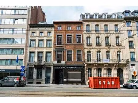 immeuble de rapport - 4 appartements et un commerce