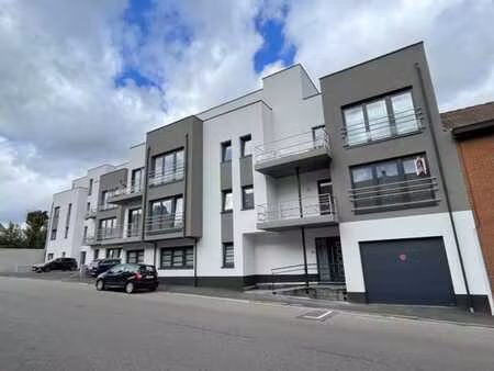 appartement 1ch + terrasse + parking