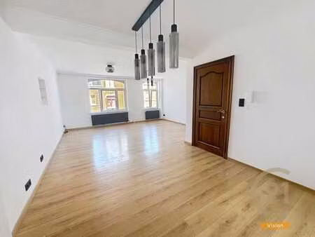 duplex 2 chambres avec terrasse + veranda