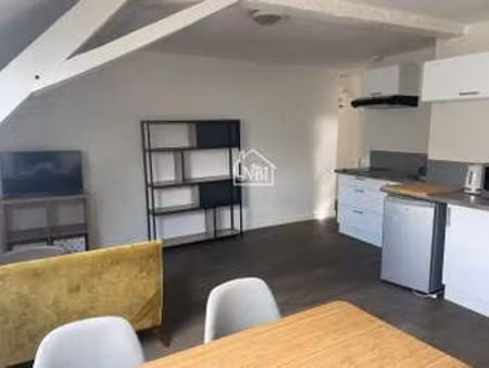 location appartement 2 pièces meublé à laval (53000) : à louer 2 pièces meublé / 35m² lava