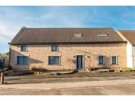fermette à rénover avec 3 ch  dépendance et garage  avec po