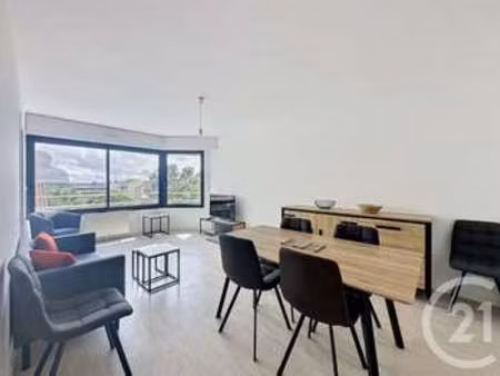 location appartement 2 pièces meublé à la roche-sur-yon (85000) : à louer 2 pièces meublé 