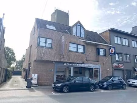 zeer ruime duplex met zonnig terras