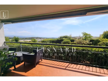 appartement de luxe à vendre dans le quartier les impiniers-font de cine-vaucontrade