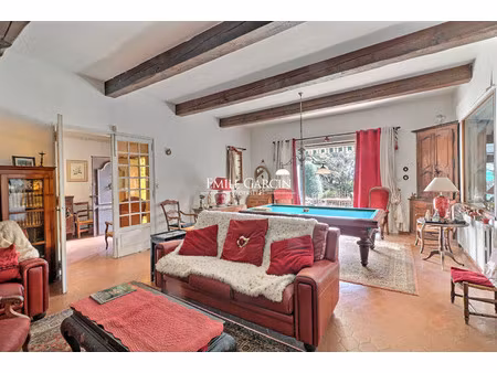 maison de luxe à vendre dans le quartier nord et ouest