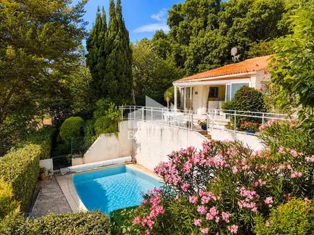 vente maison 4 pièces 93 m² à le lavandou (83980)  895 000 €