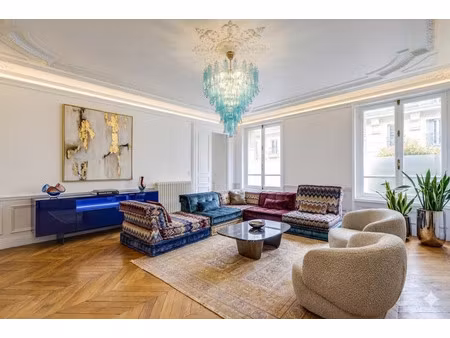 appartement de luxe à vendre dans le quartier hoche-friedland