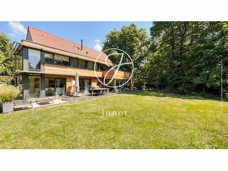 vente maison 7 pièces 241.8 m² à gruson (59152)  1 160 000 €
