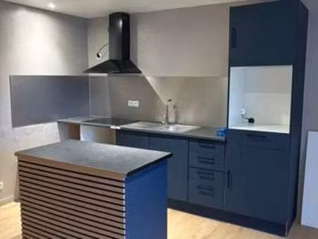 location appartement 3 pièces à pontivy treleau-four à chaux (56300) : à louer 3 pièces / 