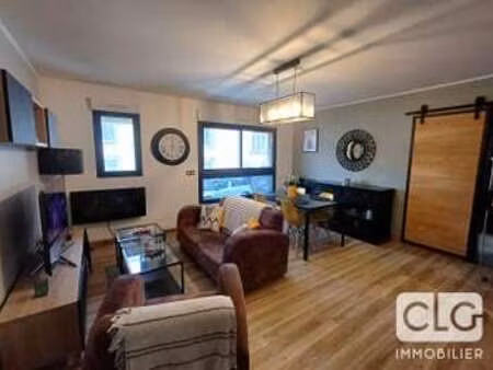 location appartement 2 pièces meublé à quimper (29000) : à louer 2 pièces meublé / 45m² qu