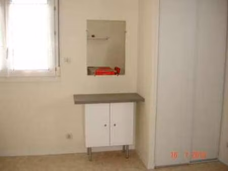location appartement t1 meublé à brest kergoat lanredec (29200) : à louer t1 meublé / 22m²