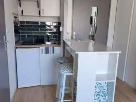 location appartement t1 meublé à guingamp (22200) : à louer t1 meublé / 19m² guingamp