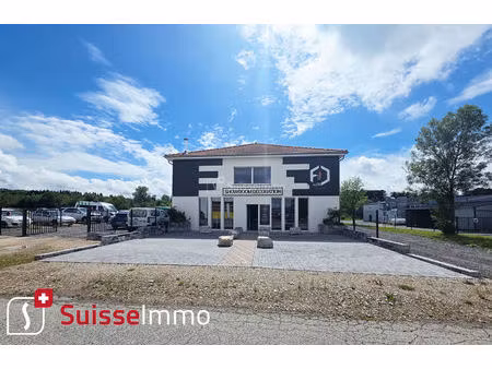 local commercial shox-room l isle sur le doubs 3 pièce(s) 180 m2