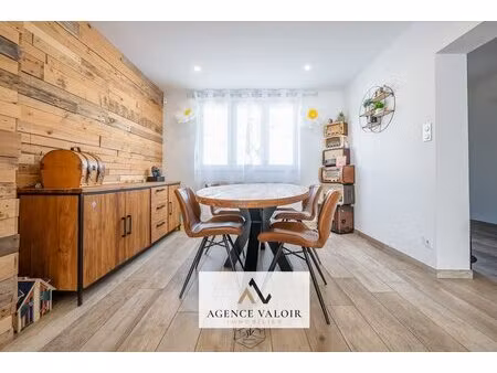à vendre maison f5 de 101 m2 avec jardin  terrasse et garage bertrange