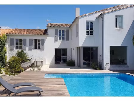 vente maison 9 pièces 228 m² à la flotte (17630)  1 664 000 €