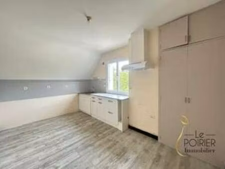location appartement 3 pièces à lamballe (22400) : à louer 3 pièces / 76m² lamballe