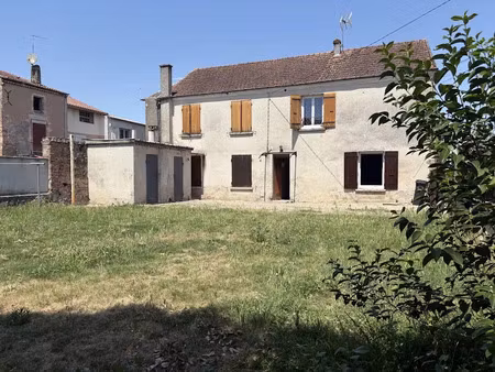 vente appartement 8 pièces 160 m² à sainte-livrade-sur-lot (47110)  112 000 €