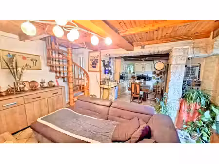 maison sur aiguefonde