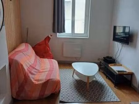 location appartement 2 pièces meublé à la rochelle (17000) : à louer 2 pièces meublé / 39m
