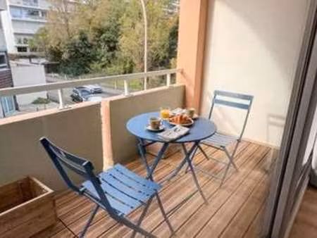 location appartement t1 meublé à la rochelle (17000) : à louer t1 meublé / 22m² la rochell
