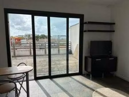 location appartement t1 meublé à la rochelle (17000) : à louer t1 meublé / 30m² la rochell