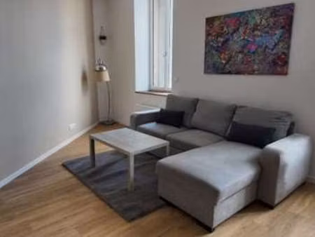 location appartement 3 pièces meublé à saint-jean-d'angély (17400) : à louer 3 pièces meub